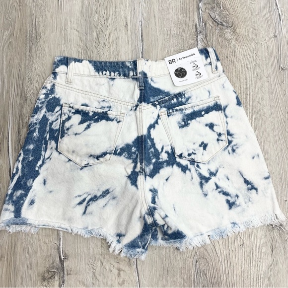 BP Cut-Off Shorts - Picture 4 of 7